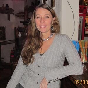 Meet your Posher, Elena